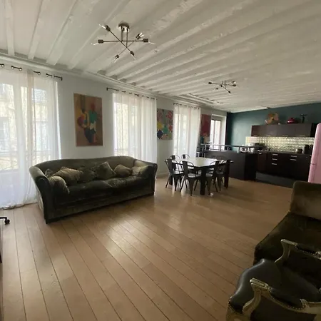 Moderne Et Confortable Au Coeur De Apartment